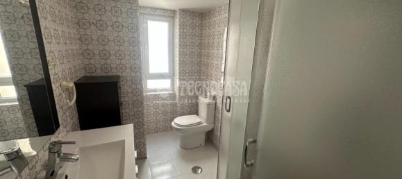 Квартира с 4 комнатами в Леон, Испания № 168292 11