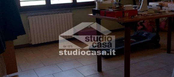 Дом с 6 комнатами в Пандино, Италия № 276676 19