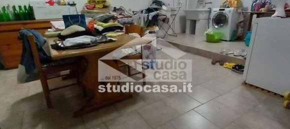 Дом с 6 комнатами в Пандино, Италия № 276676 27