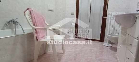 Дом с 6 комнатами в Пандино, Италия № 276676 9