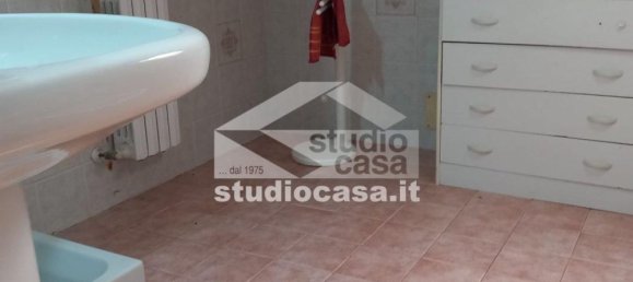 Дом с 6 комнатами в Пандино, Италия № 276676 25