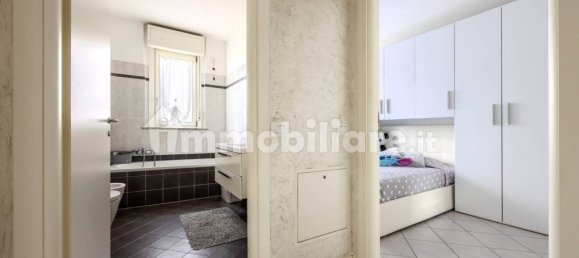 Apartamento de 2 dormitorios en Paderno Dugnano, Italy No. 319881 24