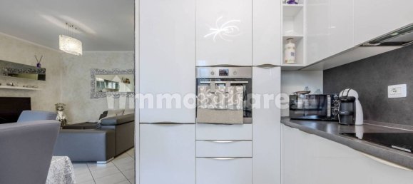 Apartamento de 2 dormitorios en Paderno Dugnano, Italy No. 319881 17