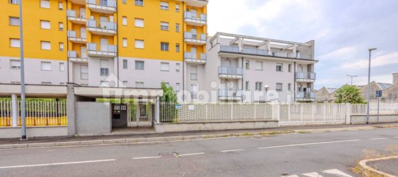 Apartamento de 2 dormitorios en Paderno Dugnano, Italy No. 319881 36