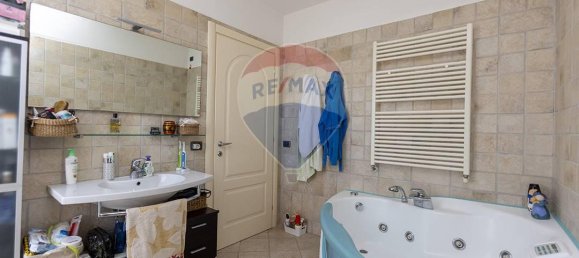 18غرفة شقة في San Marcello, Italy رقم 2985 15