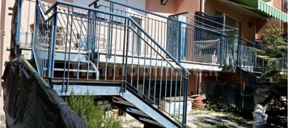 3 bedrooms House in Pesaro, Italy No. 264346 10