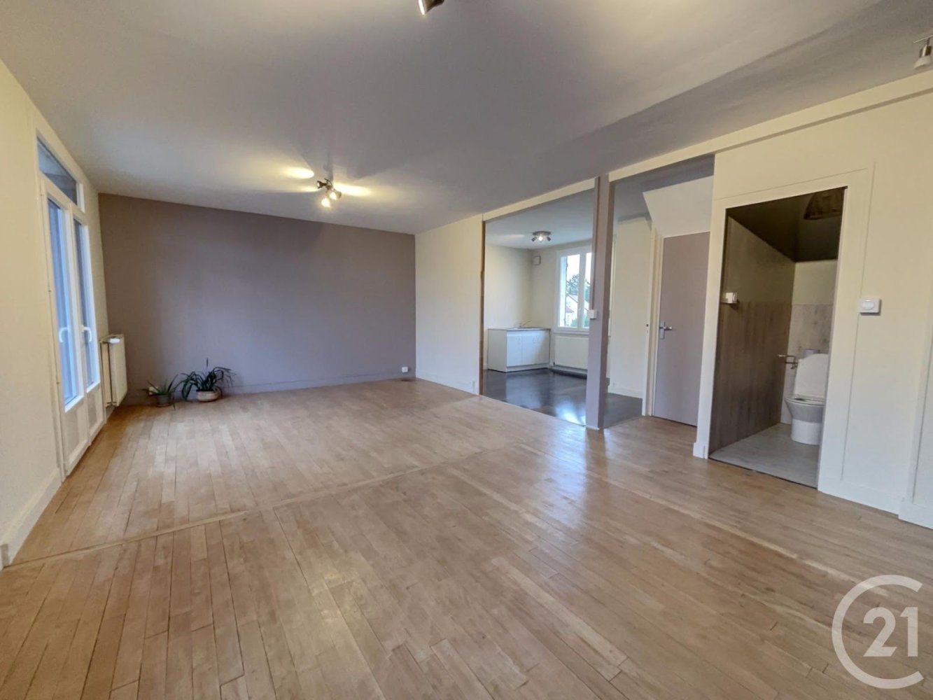 Дом с 4 спальнями в Мен-сюр-Луар, Франция № 39007