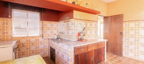 6 bedrooms House in Rio de Moinhos, Portugal No. 168840 3