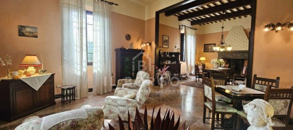 12-Zimmer Villa in Uzzano, Italy, Nr. 262276 27