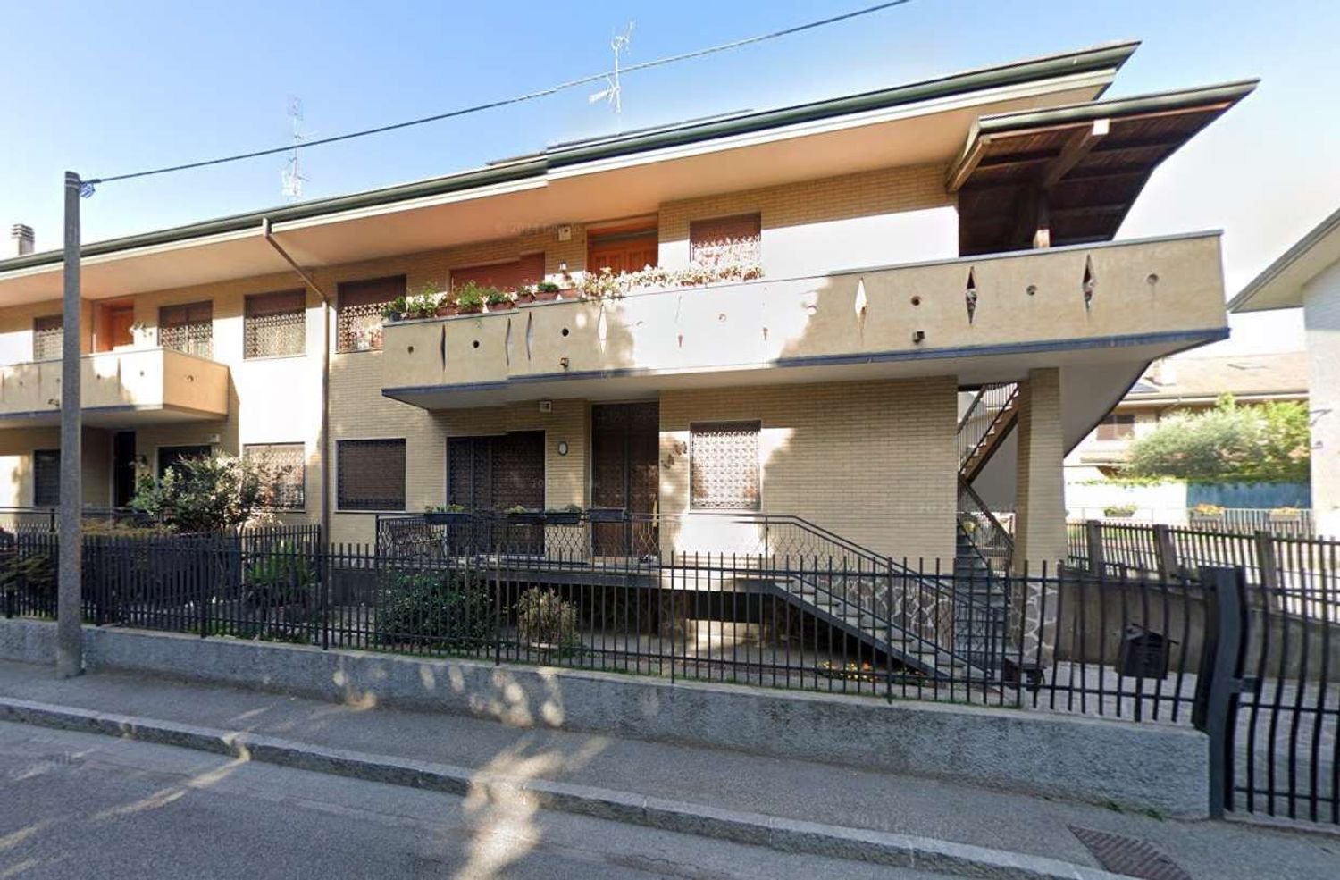 4 غرف نوم شقة في Paderno Dugnano, Italy رقم 382490