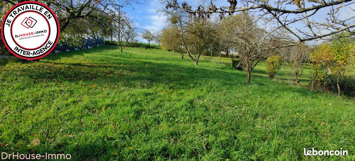 1215m² Land in Pierreville, France No. 48011