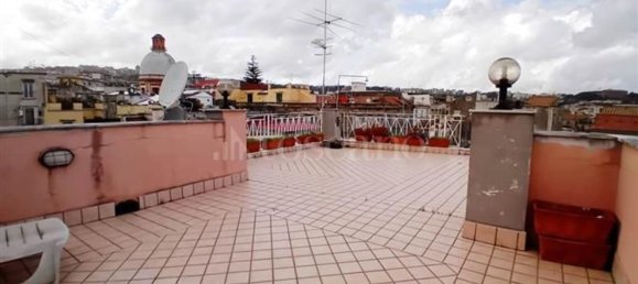 11 rooms Apartment in Naples, Italy No. 11677 25