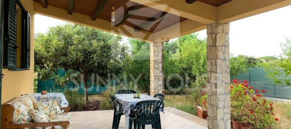 2 غرف نوم فيلا في Campofelice di Roccella, Italy رقم 310325 3