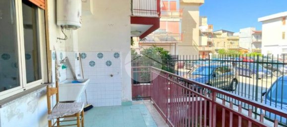 2 Schlafzimmer Wohnung in Palermo, Italy, Nr. 300040 12