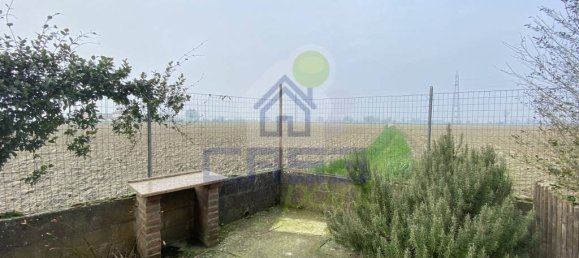 4 bedrooms House in Scandolara Ravara, Italy No. 122612 25