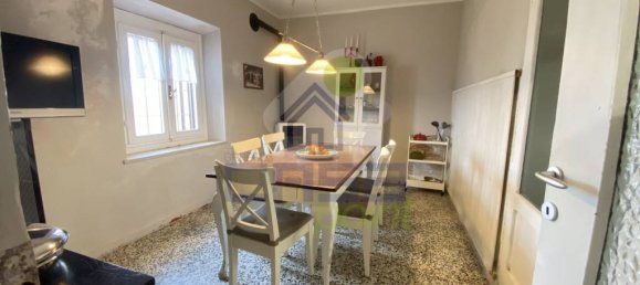 4 bedrooms House in Scandolara Ravara, Italy No. 122612 9