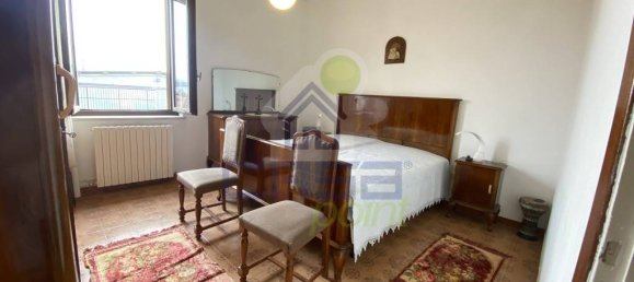 4 bedrooms House in Scandolara Ravara, Italy No. 122612 19