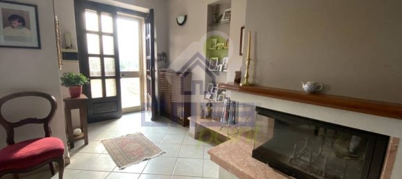 4 bedrooms House in Scandolara Ravara, Italy No. 122612 2