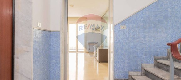 5-Zimmer Büro in Bari, Italy, Nr. 272125 23