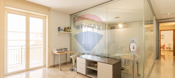 5-Zimmer Büro in Bari, Italy, Nr. 272125 7