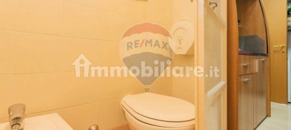 5-Zimmer Büro in Bari, Italy, Nr. 272125 14