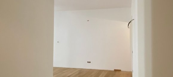 5 rooms Apartment in Padua, Italy No. 176968 19