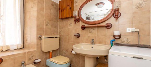 6 rooms Apartment in Rocca Pietore, Italy No. 158006 10