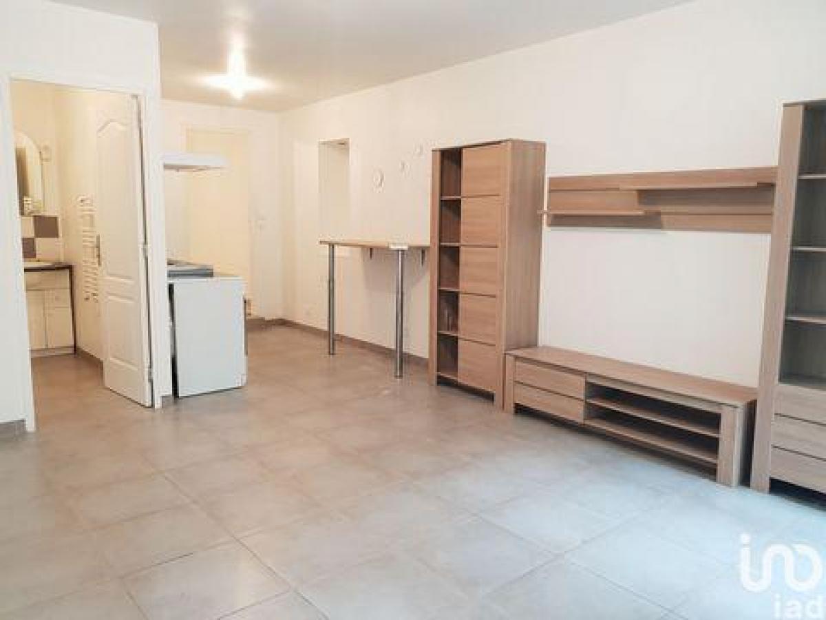 Studio in the Condo in Sedan, France No. 34540