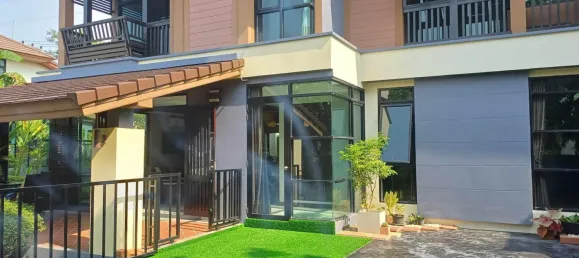 Casa de 3 dormitorios en Pattaya, Thailand No. 71759 2