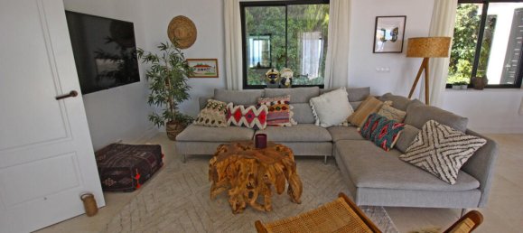 Villa de 4 dormitorios en Alameda, Spain No. 173035 16