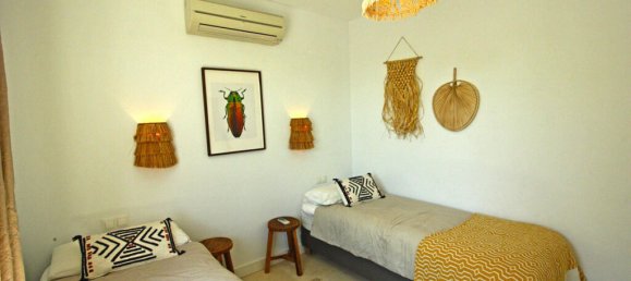 Villa de 4 dormitorios en Alameda, Spain No. 173035 33