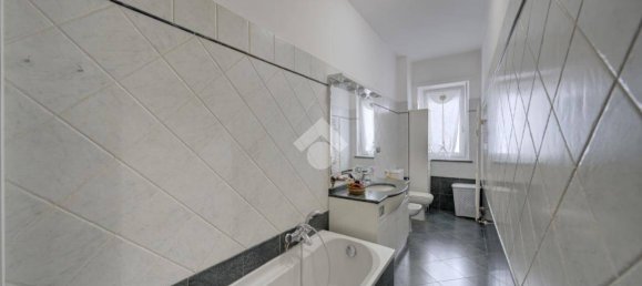 Apartamento de 2 dormitorios en Turin, Italy No. 338313 12