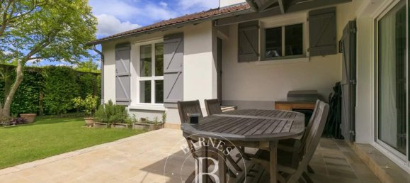 4 bedrooms House in Marly-le-Roi, France No. 180501 12