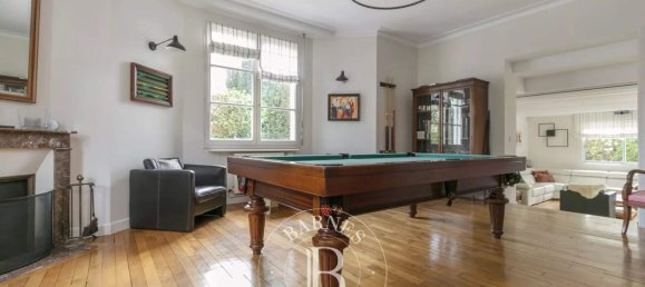 4 bedrooms House in Marly-le-Roi, France No. 180501 5