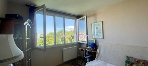 2 chambres Appartement à Montreuil, France No. 331315 8