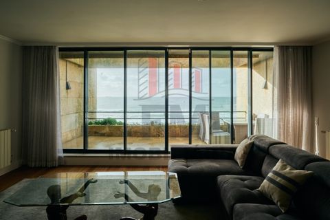 4 bedrooms Apartment in Matosinhos, Portugal No. 260531