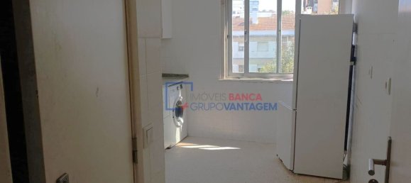 2 Schlafzimmer Wohnung in Sintra, Portugal, Nr. 302536 4