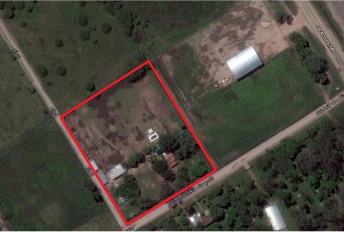 Terrain à Marcos Paz, Argentina No. 47761