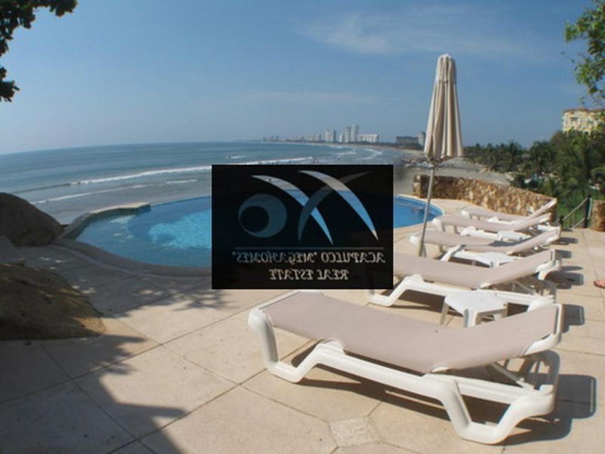 Apartamento de 4 dormitorios en Guerrero, Mexico No. 189636