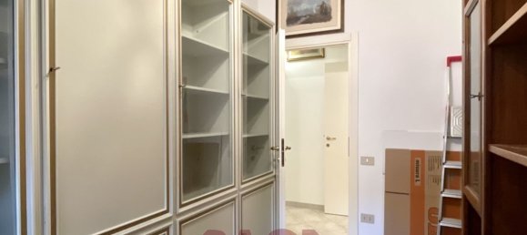 Apartamento de 2 dormitorios en Bibbona, Italy No. 332525 12