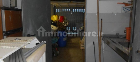 Apartamento de 3 dormitorios en Valera Fratta, Italy No. 317722 9