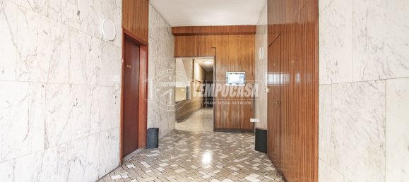 2-salle Appartement à Sesto San Giovanni, Italy No. 305107 18