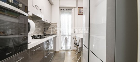 2-salle Appartement à Sesto San Giovanni, Italy No. 305107 26