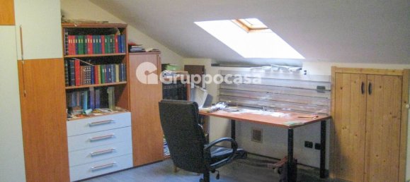 Casa de 4 habitaciónes en Magenta, Italy No. 339090 36