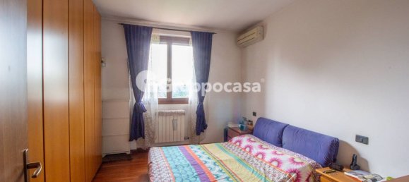 Casa de 4 habitaciónes en Magenta, Italy No. 339090 20