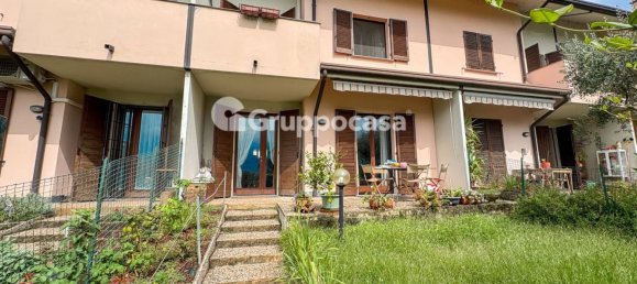 Casa de 4 habitaciónes en Magenta, Italy No. 339090 4