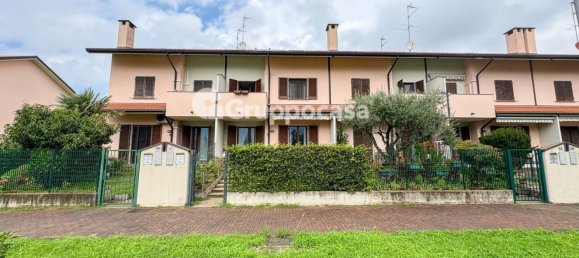 Casa de 4 habitaciónes en Magenta, Italy No. 339090 2