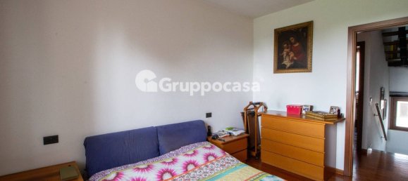 Casa de 4 habitaciónes en Magenta, Italy No. 339090 22