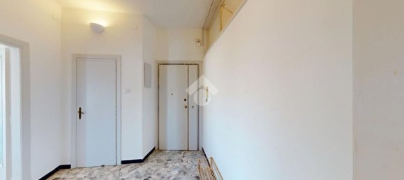 4-salle Appartement à Brindisi, Italy No. 273818 33