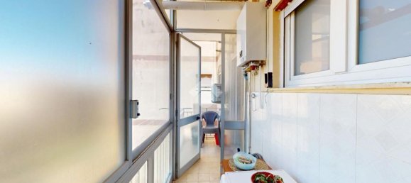 4-salle Appartement à Brindisi, Italy No. 273818 16